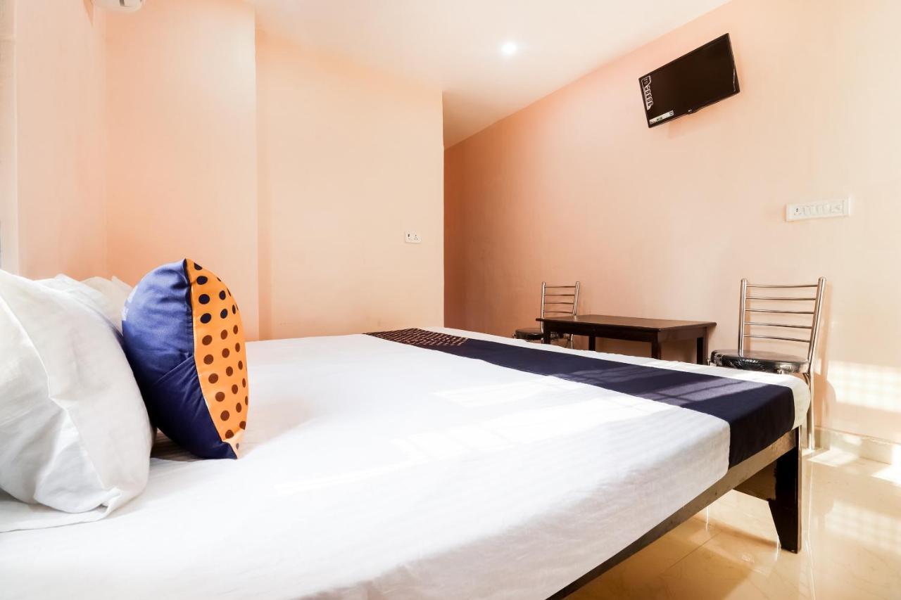 Spot On 63000 Hotel S.S. Plaza Banthra Sikandarpur Buitenkant foto