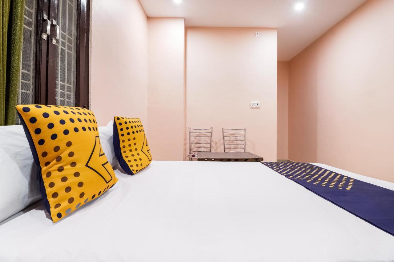 Spot On 63000 Hotel S.S. Plaza Banthra Sikandarpur Buitenkant foto