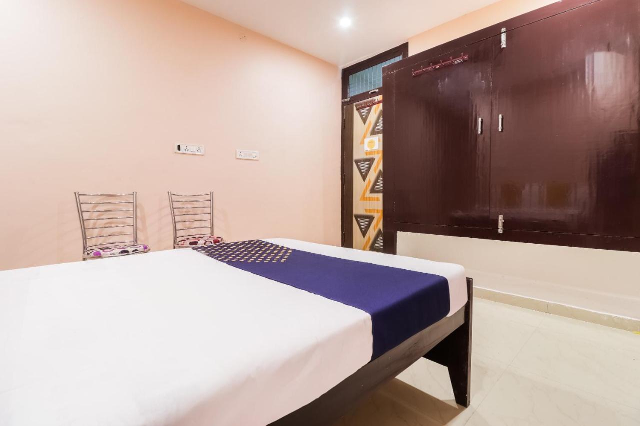 Spot On 63000 Hotel S.S. Plaza Banthra Sikandarpur Buitenkant foto