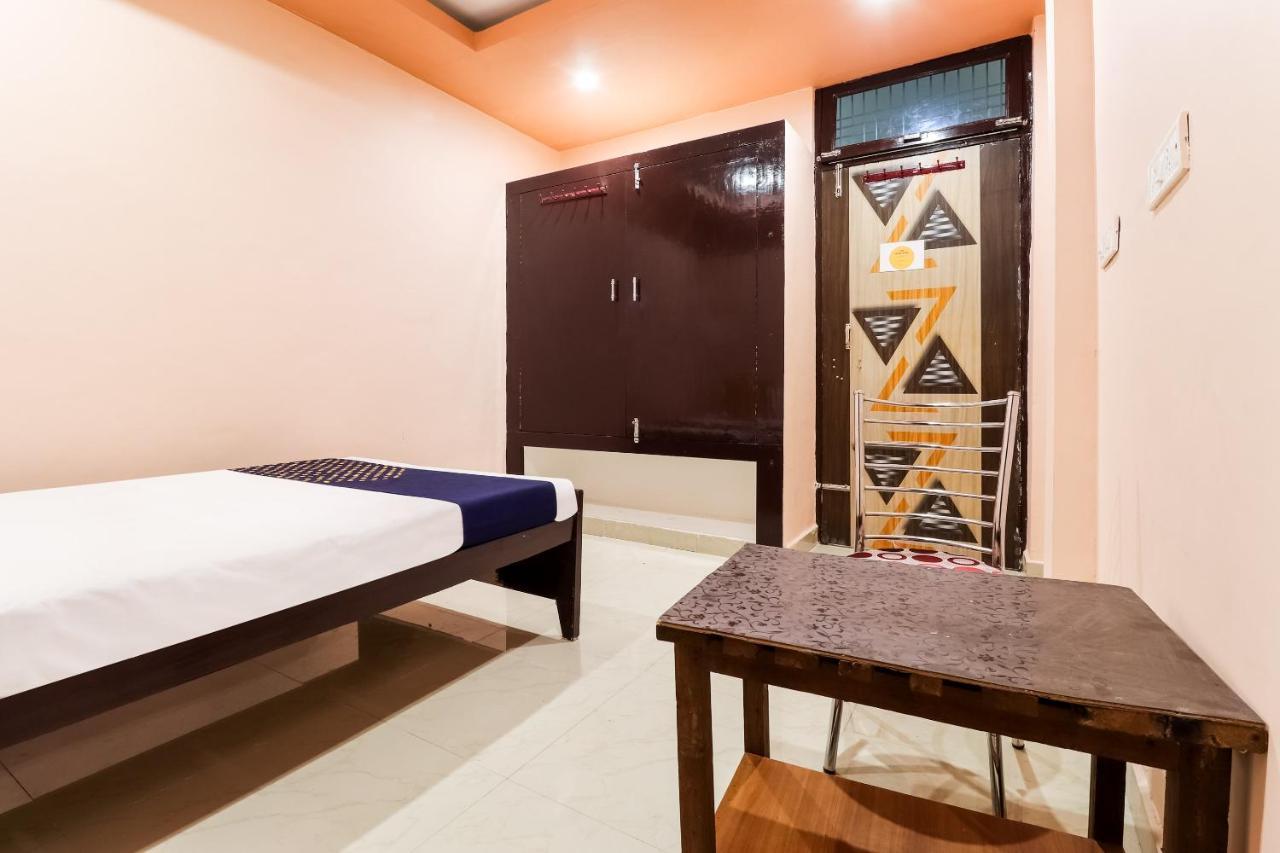 Spot On 63000 Hotel S.S. Plaza Banthra Sikandarpur Buitenkant foto