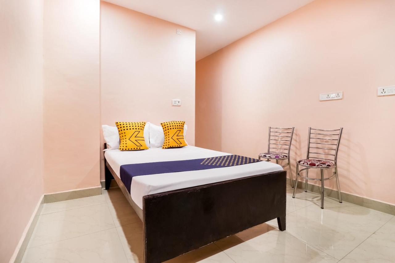 Spot On 63000 Hotel S.S. Plaza Banthra Sikandarpur Buitenkant foto